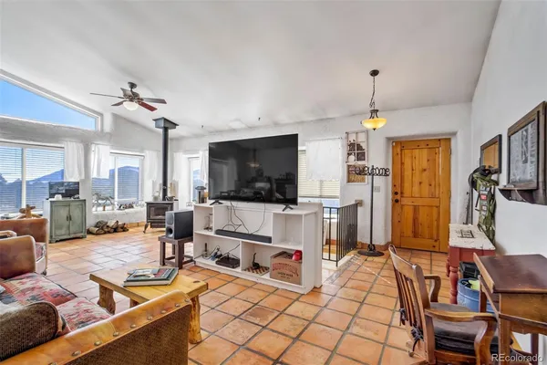 $699,999 | 201 Terry Lane, Guffey, CO 80820