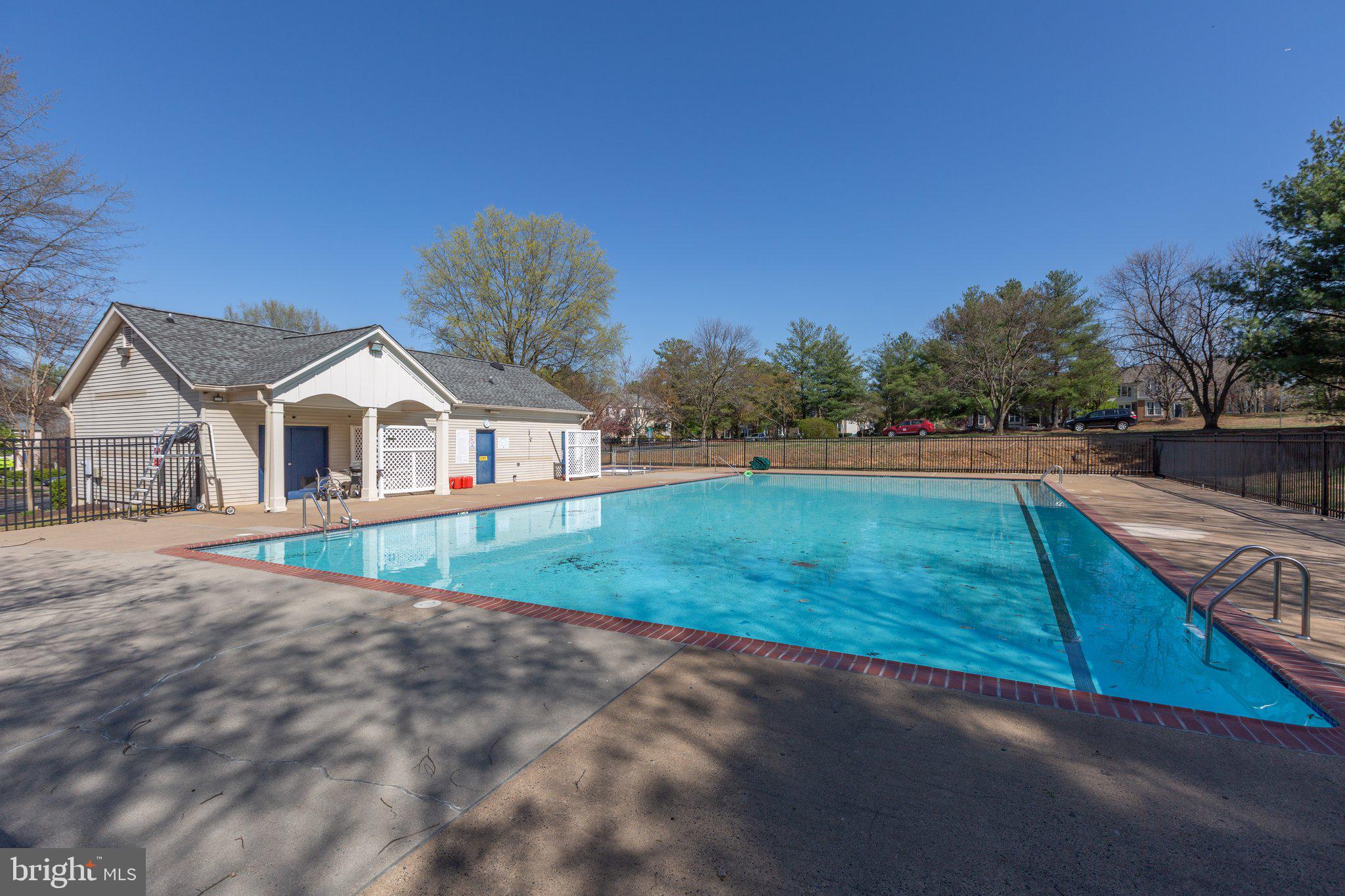 400 Club House Road Fredericksburg, VA 22406 - Photo 20 of 51 Community pool
