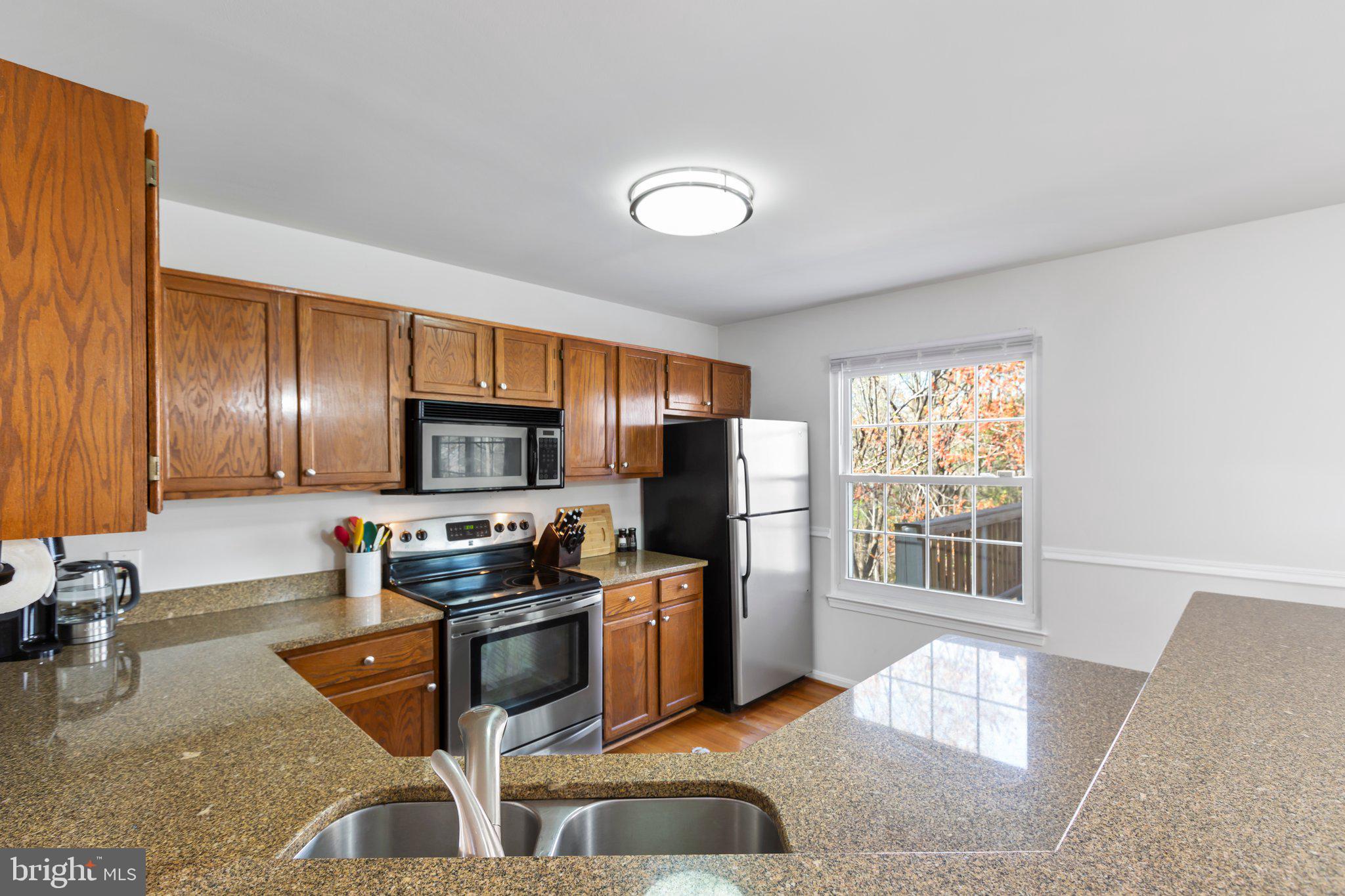 400 Club House Road Fredericksburg, VA 22406 - Photo 3 of 51 Granite countertops is the kitchen