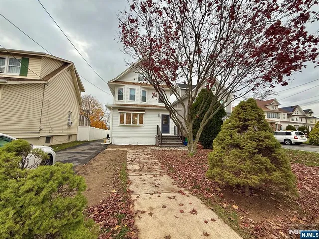 $3,500 | 21 Livingston Avenue, Unit 1, Lyndhurst, NJ 07071