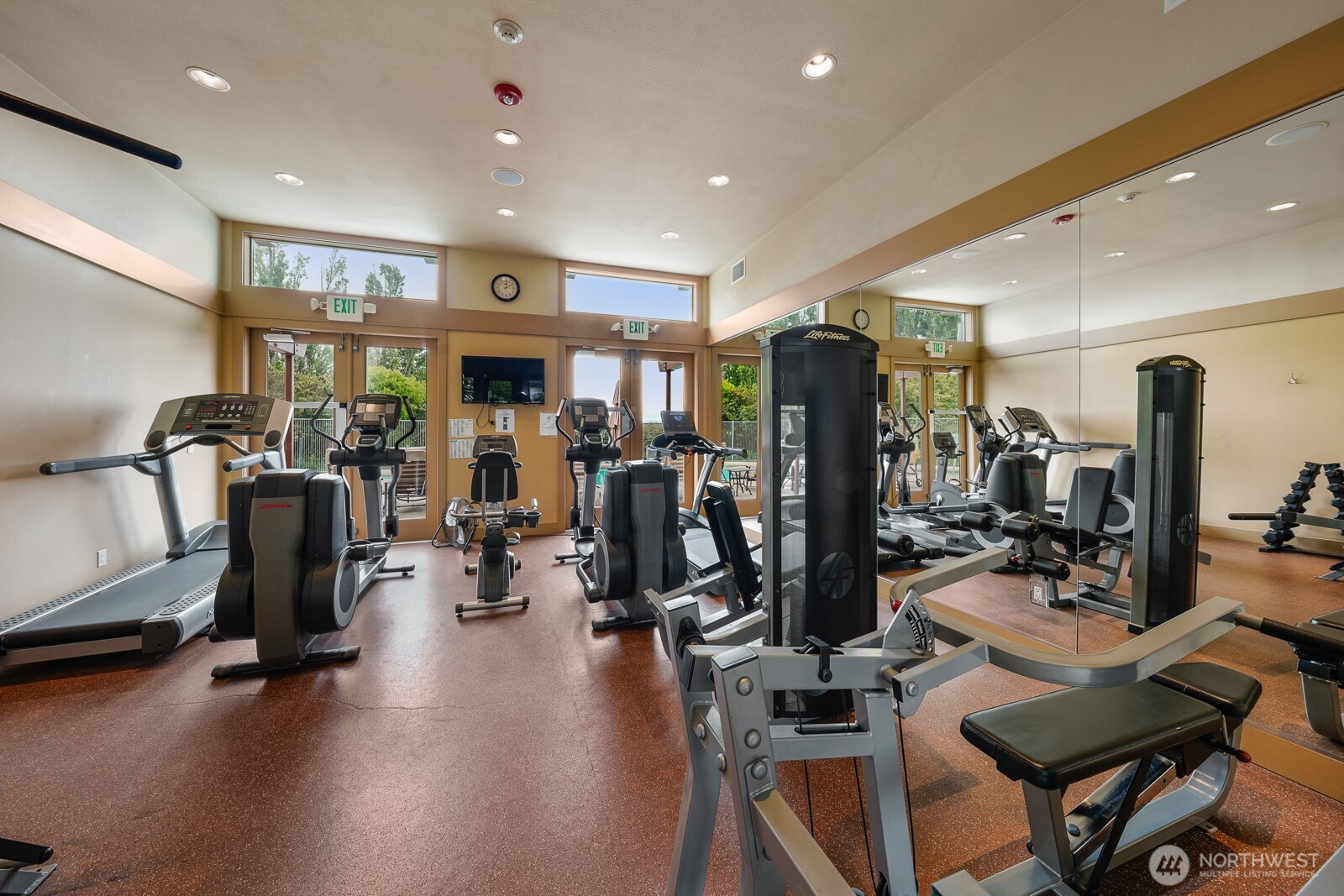 51 Pine Street, Unit 202 Edmonds, WA 98020 - Photo 19 of 31