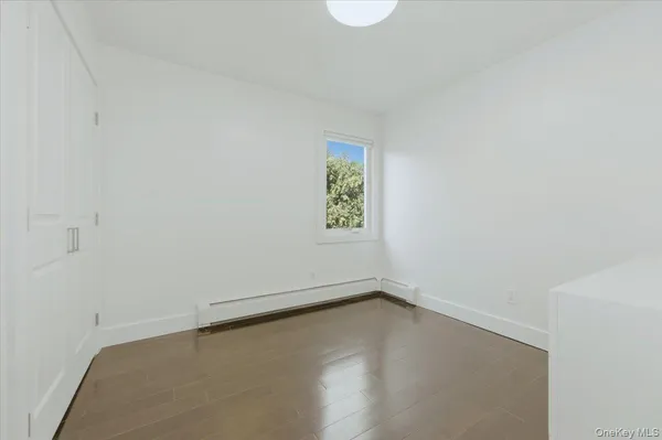 $1,495,000 | 4 Lawrence Place, Pelham, NY 10803