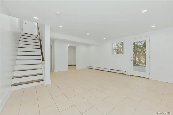 $1,495,000 | 4 Lawrence Place, Pelham, NY 10803