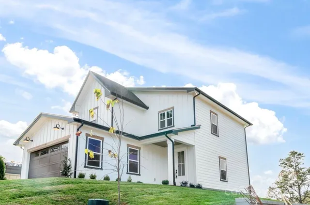 $479,900 | 115 Chapel Xing Lane, Unit 2, Weaverville, NC 28787