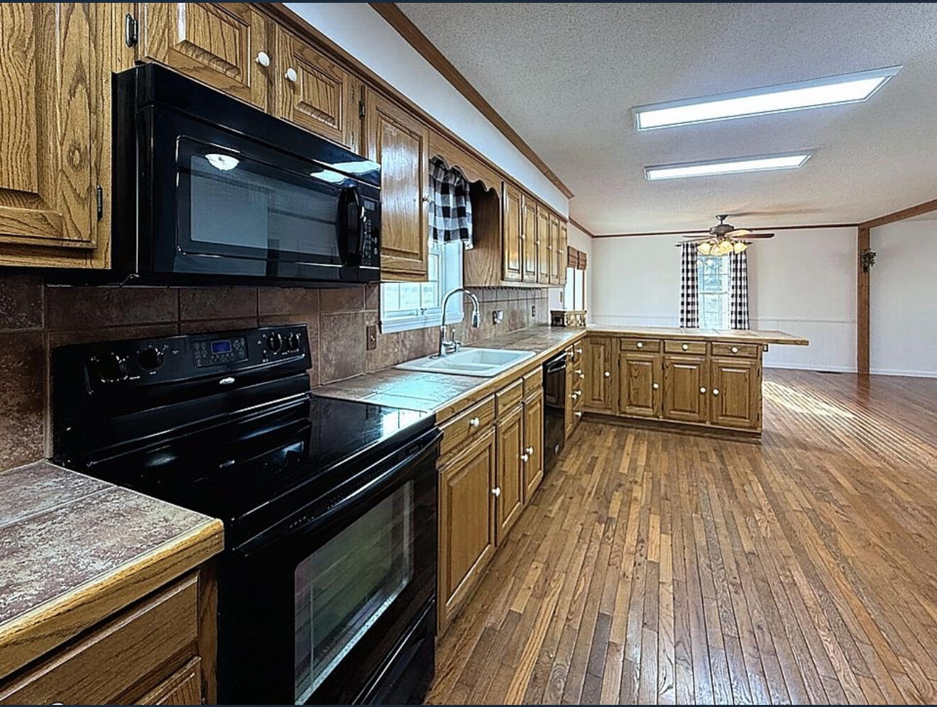 6824 County Road, Unit 75 Bridgeport, AL 35740 - Photo 7 of 54 IMG_1822