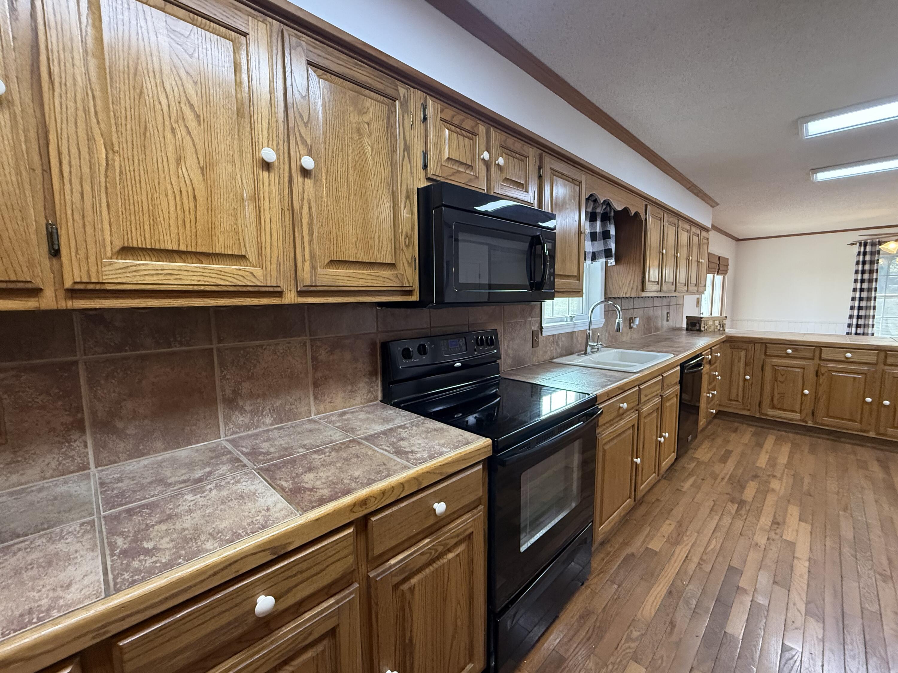 6824 County Road, Unit 75 Bridgeport, AL 35740 - Photo 10 of 54 IMG_1689
