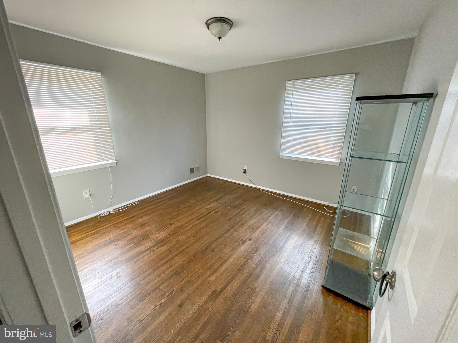 7417 Castle Road Manassas, VA 20109 - Photo 17 of 38 Gallery Image 17