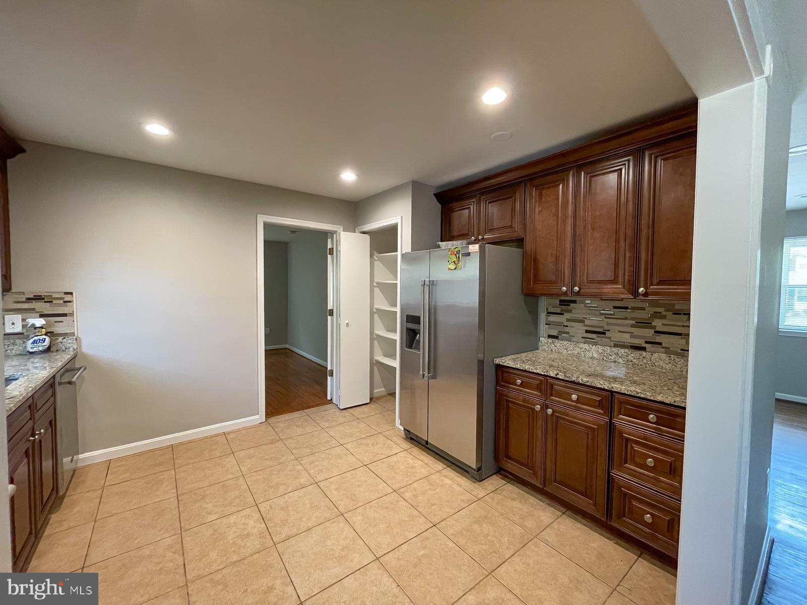 7417 Castle Road Manassas, VA 20109 - Photo 6 of 38 Gallery Image 6