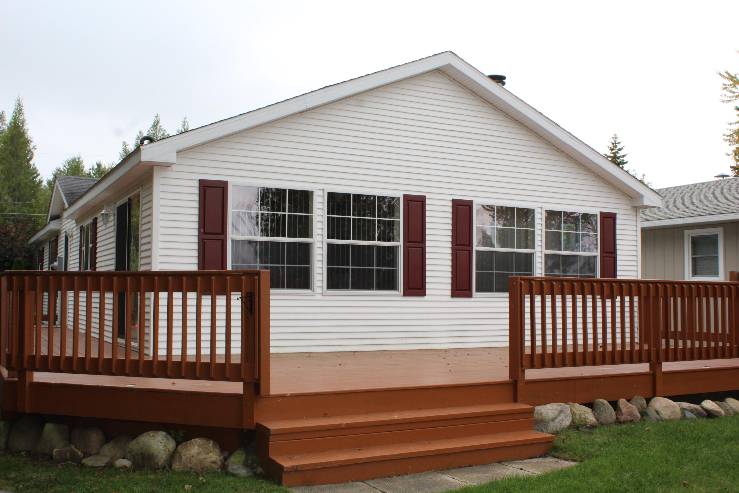 19622 Evergreen Road Presque Isle, MI 49777 - Photo 6 of 32 Gallery Image 6