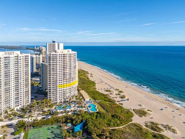 $10,500,000 | 2700 North Ocean Drive, Unit 902A, Riviera Beach, FL 33404