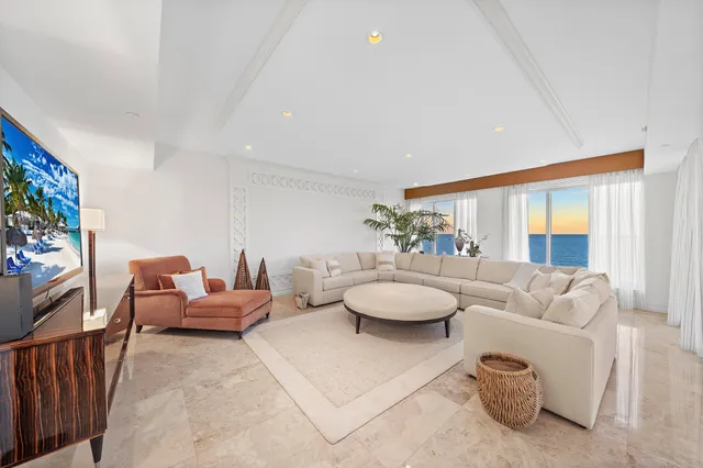 $10,500,000 | 2700 North Ocean Drive, Unit 902A, Riviera Beach, FL 33404