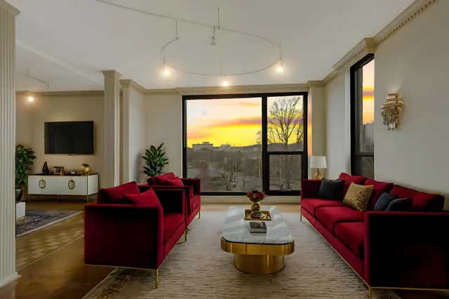 $879,999 | 3901 West End Avenue, Unit 408, Nashville, TN 37205