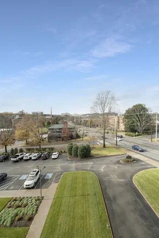 $879,999 | 3901 West End Avenue, Unit 408, Nashville, TN 37205