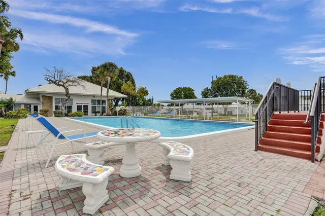 a view of outdoor space yard and patio