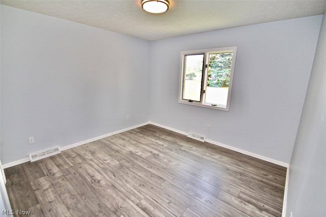 5571 Mill Road Broadview Heights, OH 44147 - Photo 11 of 22 Gallery Image 11