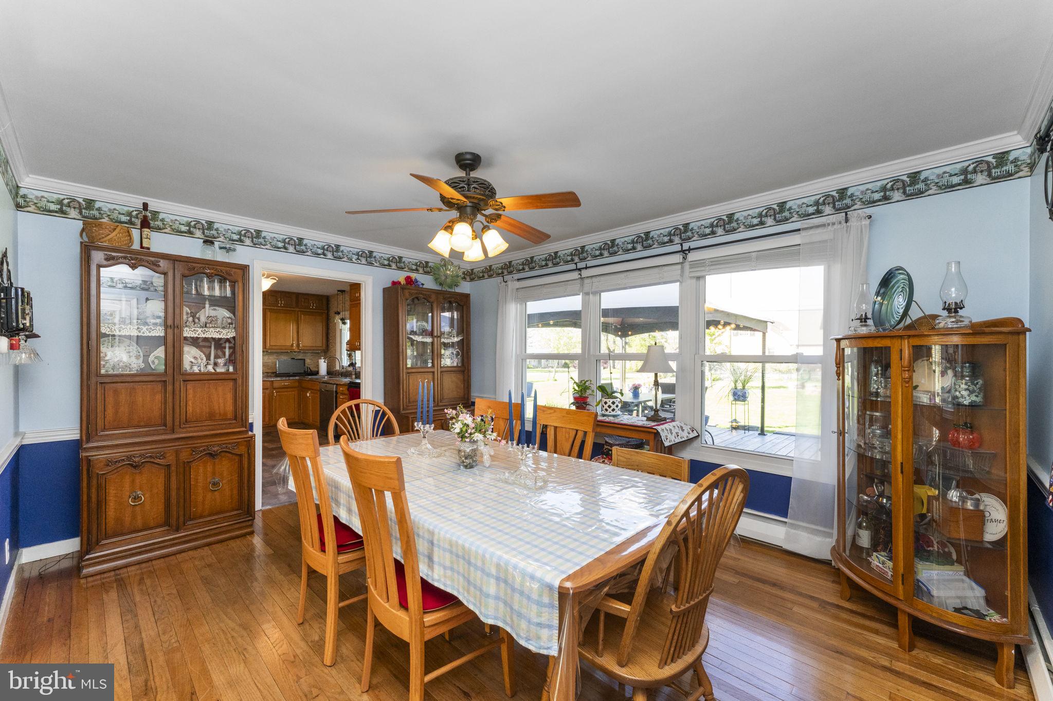 917 Kenny Road Pottstown, PA 19464 - Photo 9 of 34 Dining Room