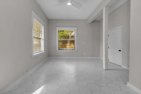 $4,200 | 2031 Central Avenue, Memphis, TN 38104