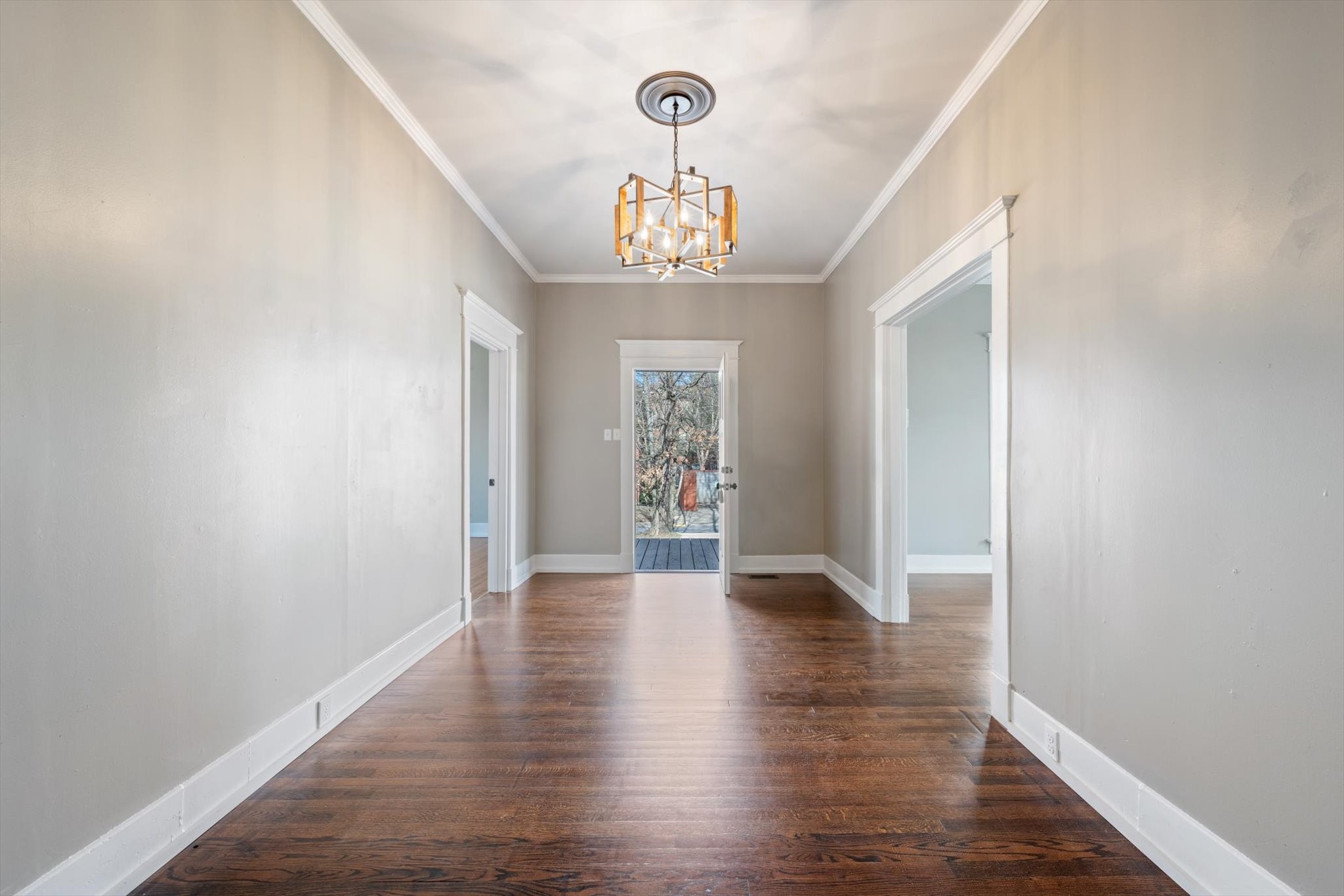 118 Tyler Street Clarksville, TN 37040 - Photo 5 of 30