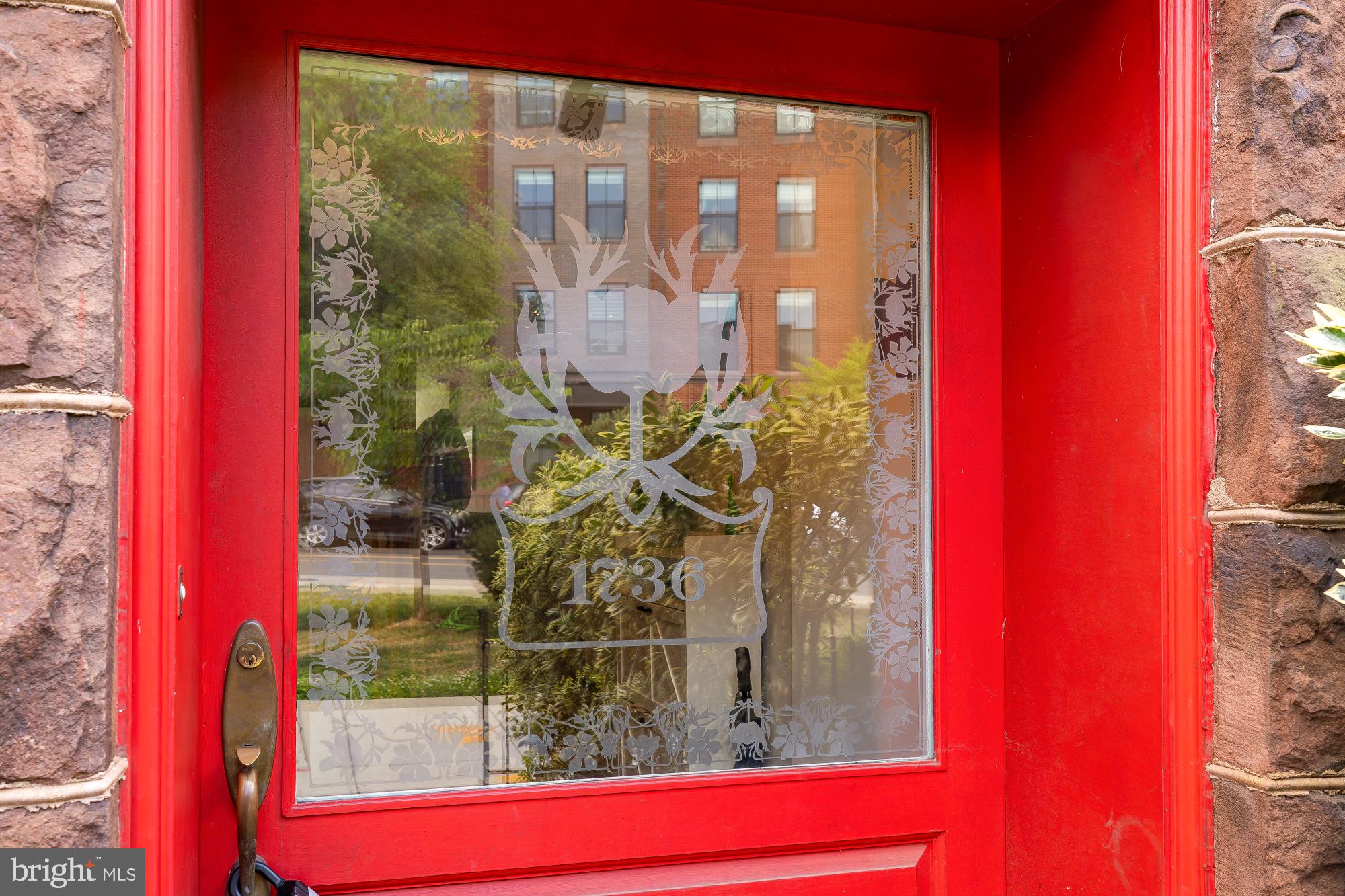 1736 V Street Northwest Washington, DC 20009 - Photo 3 of 40