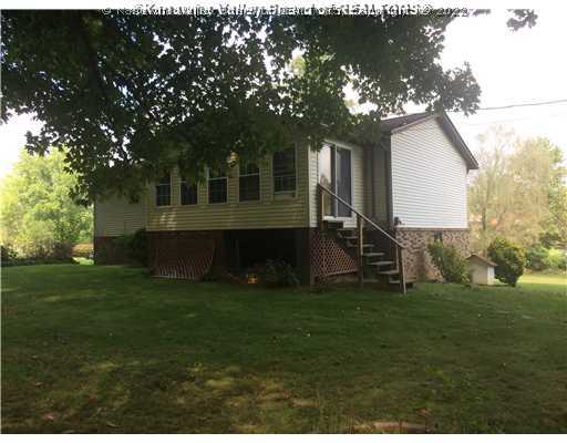 4533 Winfield Road Winfield, WV 25213 - Photo 2 of 16 Exterior Back.