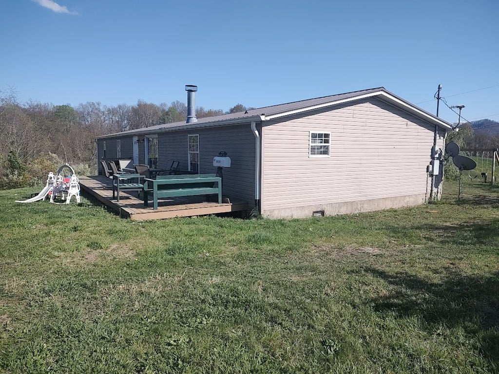 203 Saddleback Road Saltville, VA 24370 - Photo 3 of 28 Gallery Image 3