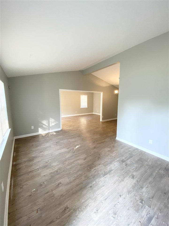 1488 Abernathy Road Memphis, TN 38116 - Photo 2 of 16