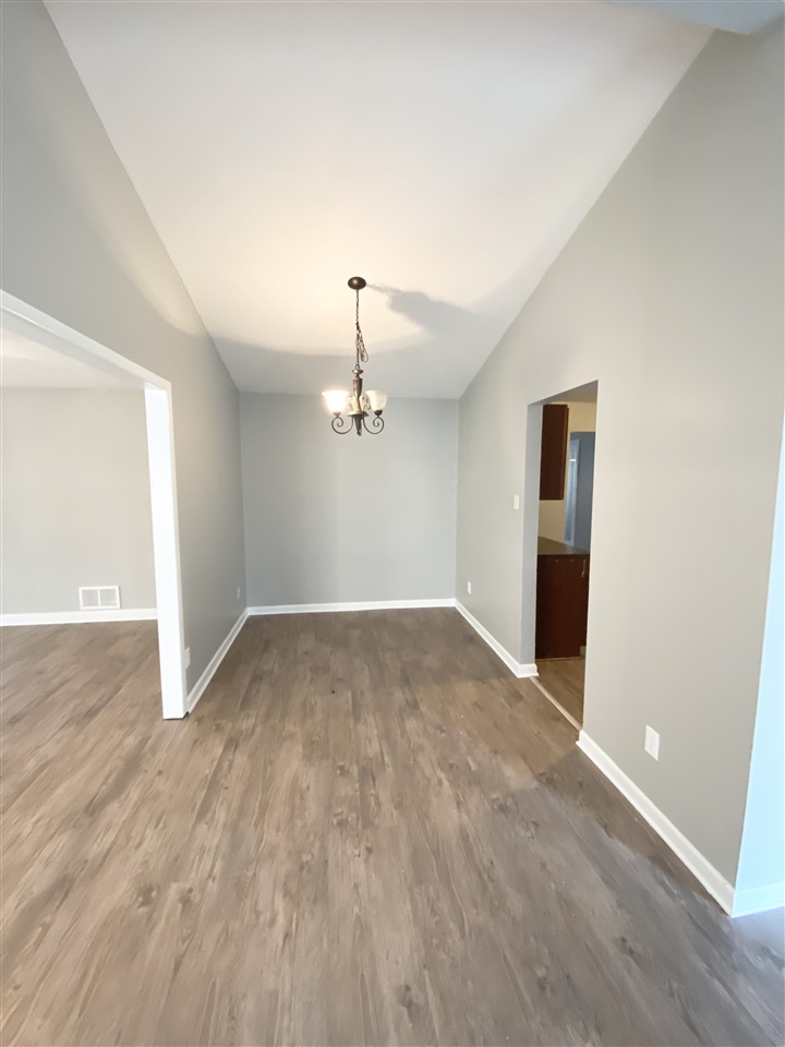 1488 Abernathy Road Memphis, TN 38116 - Photo 3 of 16