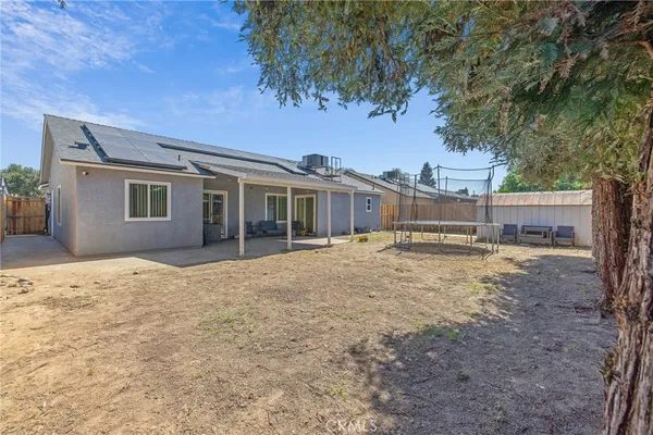 $398,000 | 517 Tucker, Sanger, CA 93657