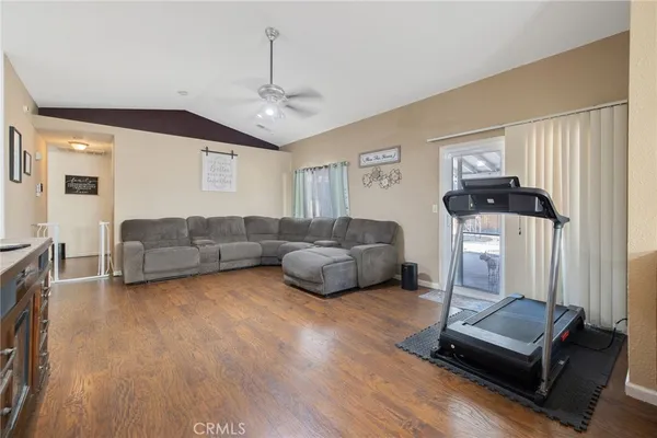$398,000 | 517 Tucker, Sanger, CA 93657