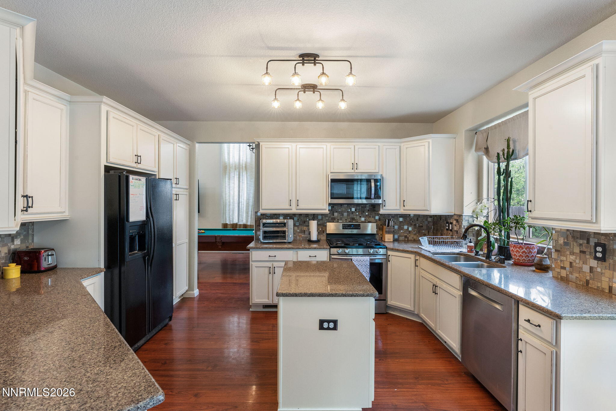 3220 Green River Drive Reno, NV 89503 - Photo 8 of 40 9-web-or-mls-3220 Green River-10