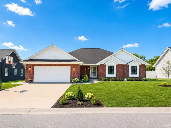 $342,000 | 946 Kimberly Drive, Brownstown, IN 47220