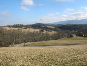 104 Labrador Way, Unit 16 Bluff City, TN 37618 - Photo 1 of 1 Photo 1