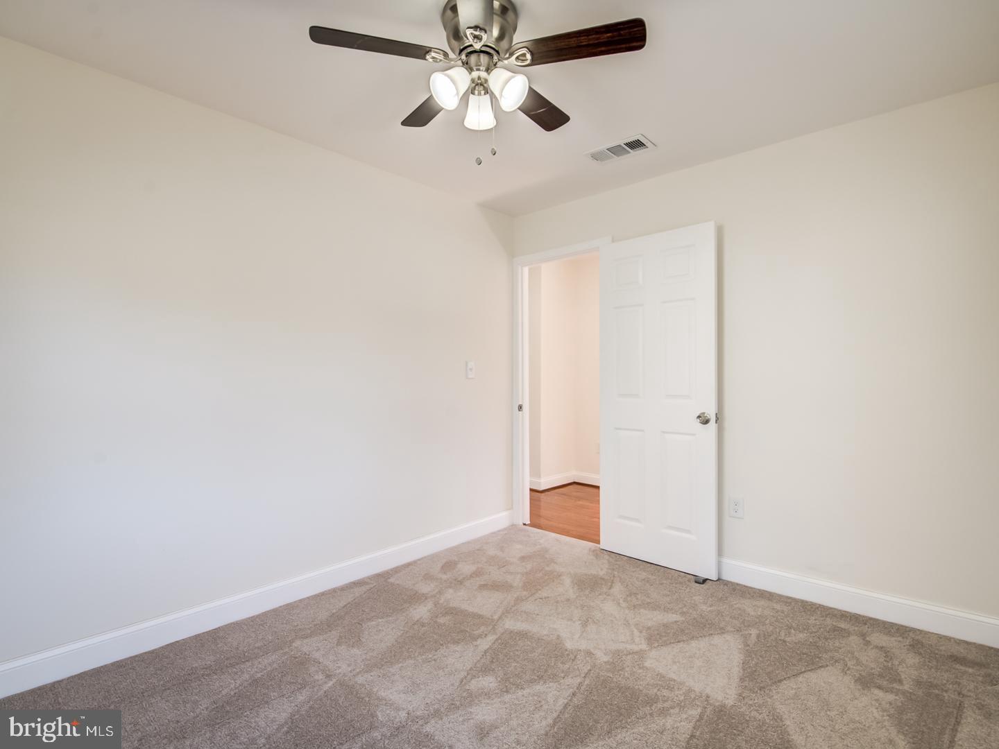 4206 Garrett Park Road Silver Spring, MD 20906 - Photo 36 of 59