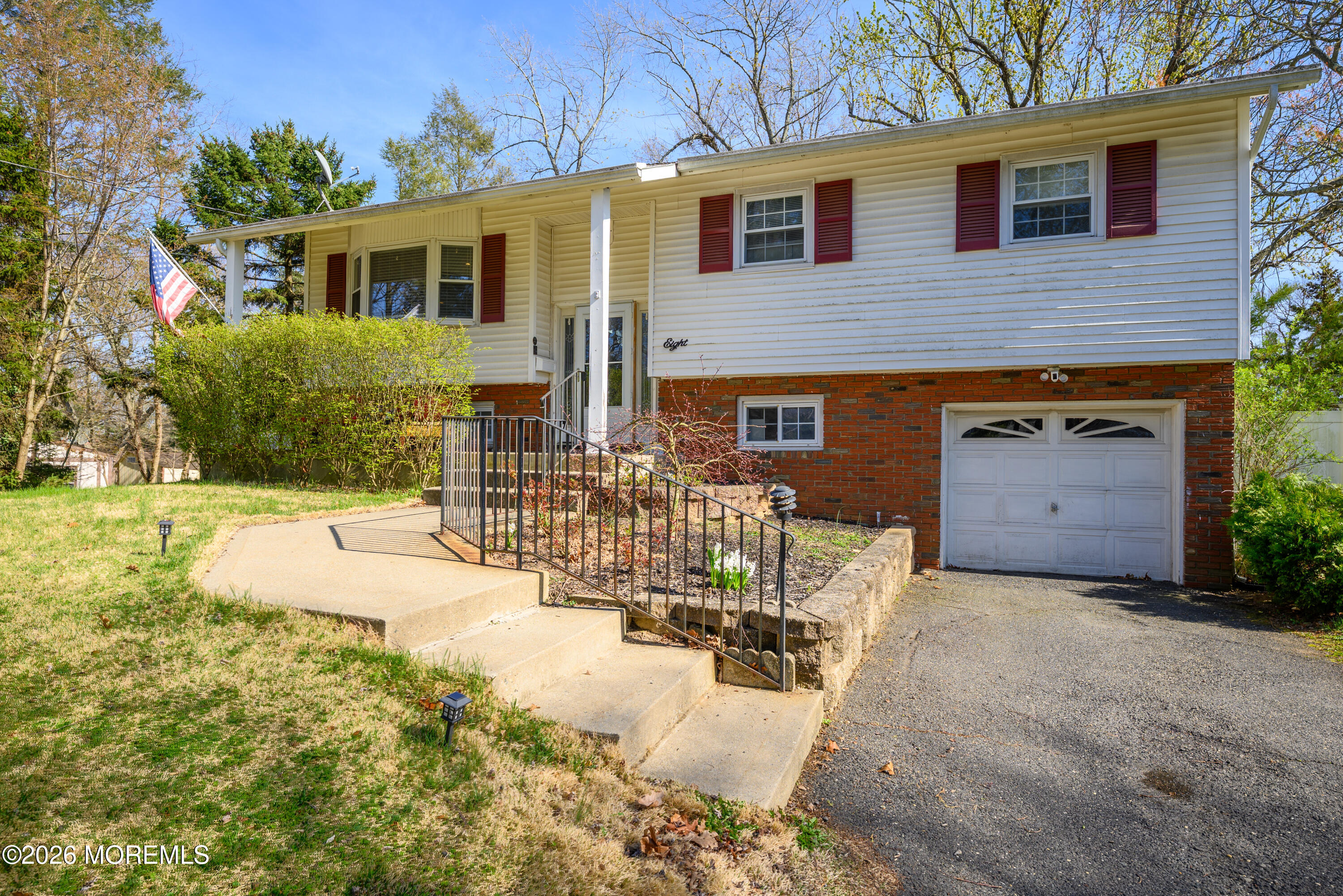 8 Holiday Road Manalapan, NJ 07726 - Photo 2 of 33 8_Holiday_Rd Closer front