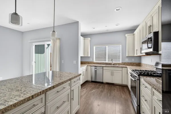 $759,000 | 1932 Camino Del Prado, Santa Rosa, CA 95403