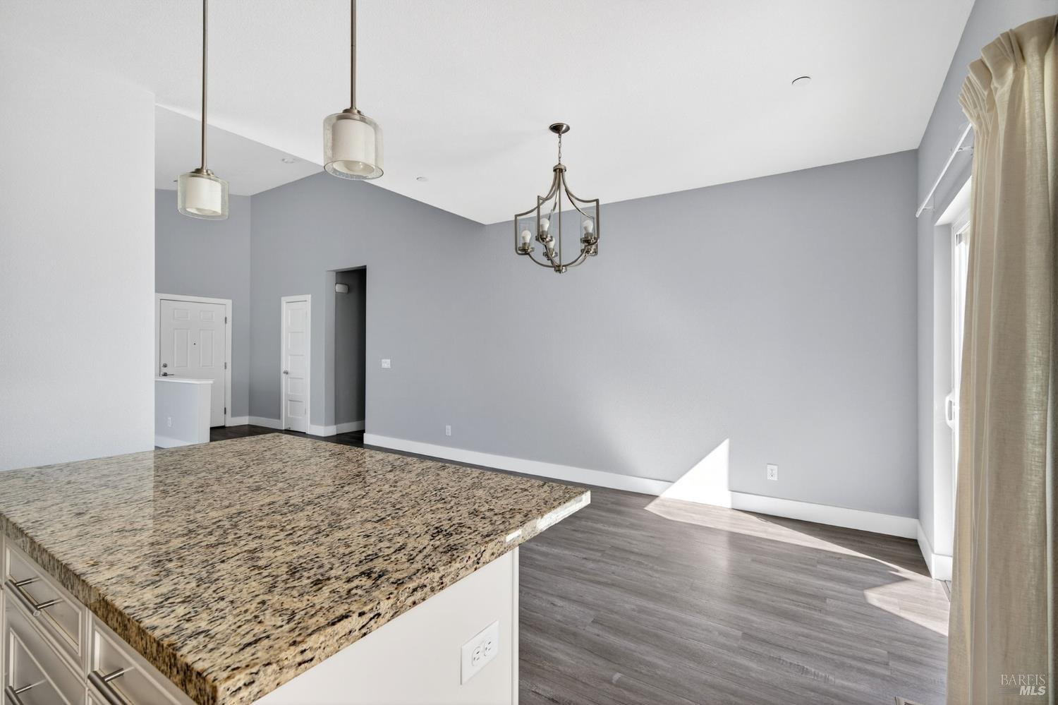 1932 Camino Del Prado Santa Rosa, CA 95403 - Photo 17 of 39