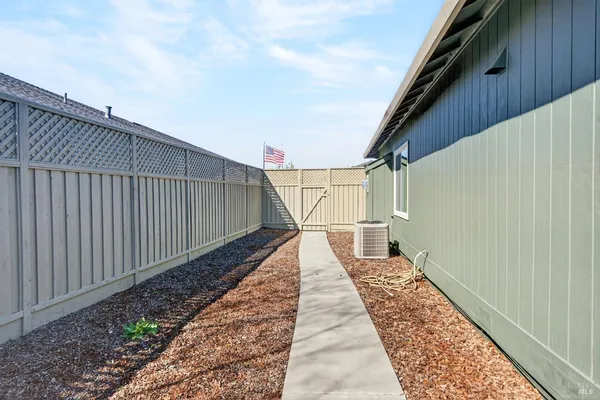 $759,000 | 1932 Camino Del Prado, Santa Rosa, CA 95403