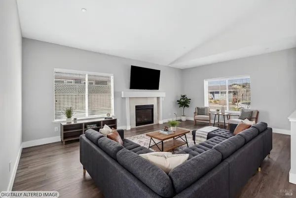 $759,000 | 1932 Camino Del Prado, Santa Rosa, CA 95403