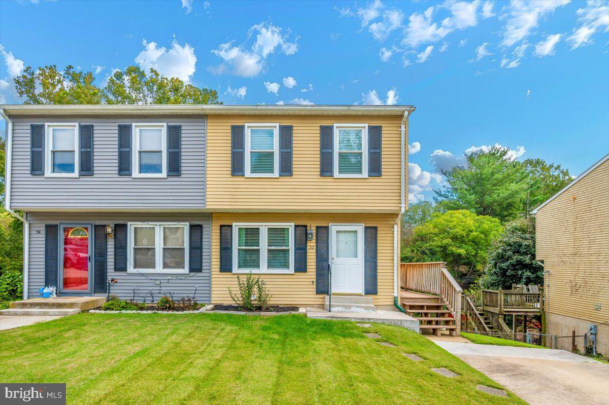 52 Wenner Drive Brunswick, MD 21716 - Photo 2 of 55 front view of a house with a yard
