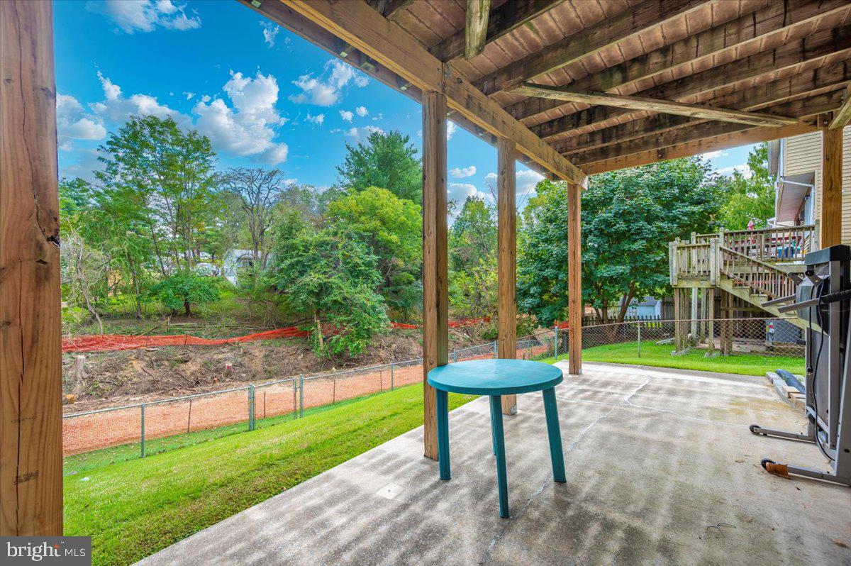 52 Wenner Drive Brunswick, MD 21716 - Photo 50 of 55 a view of a backyard with a garden and plants
