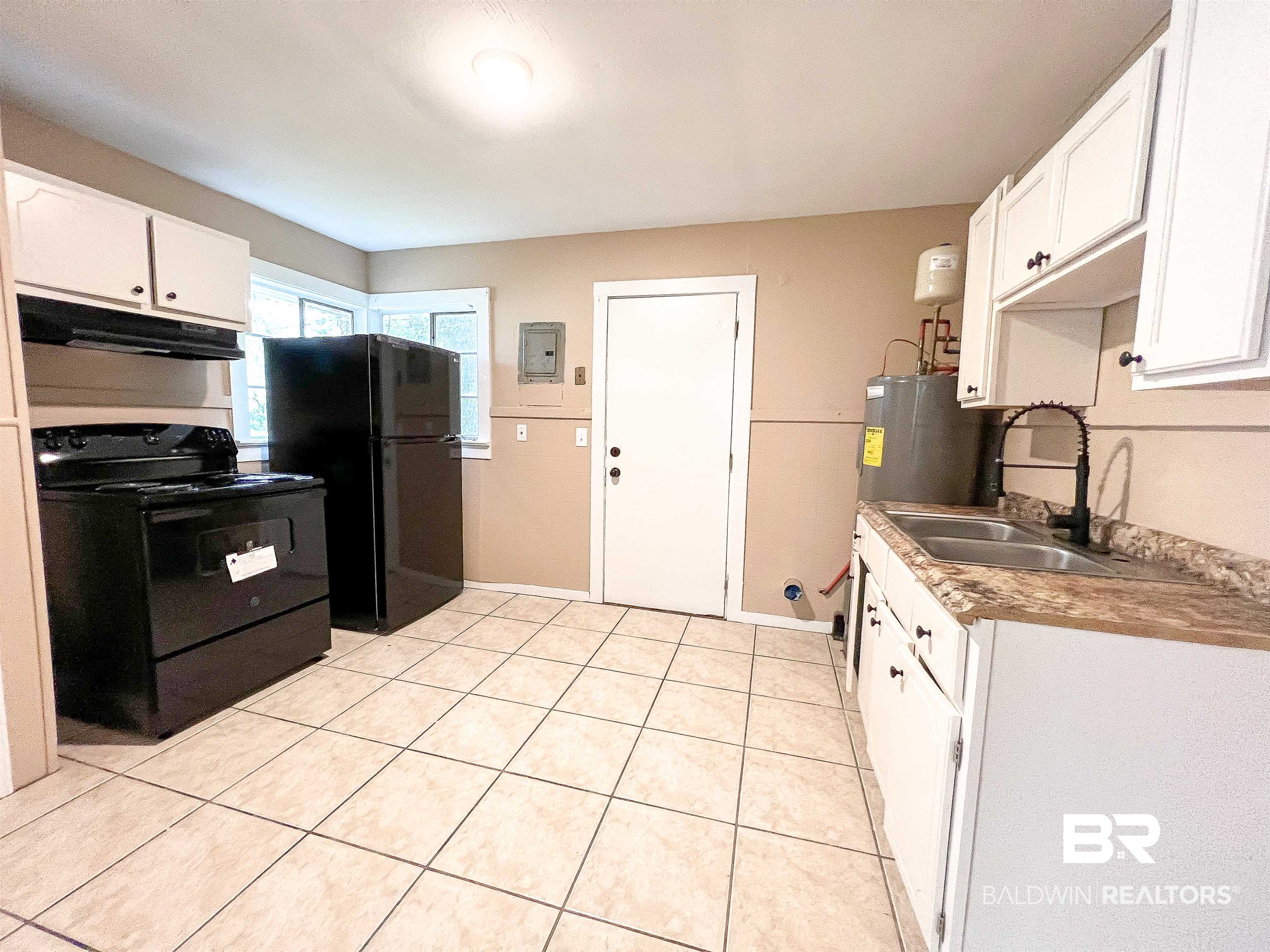 648 Elba Avenue Mobile, AL 36612 - Photo 26 of 36