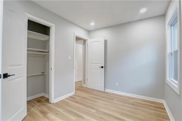 $299,875 | 5221 Northeast 39th Street, Kansas City, MO 64117