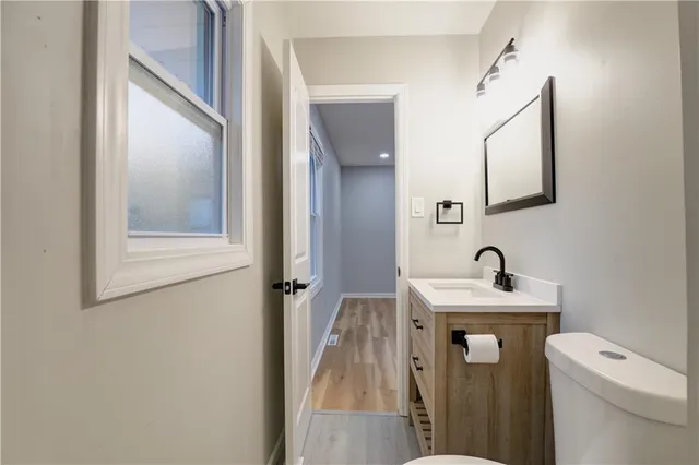 $299,875 | 5221 Northeast 39th Street, Kansas City, MO 64117