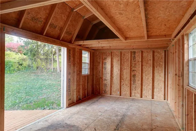 $299,875 | 5221 Northeast 39th Street, Kansas City, MO 64117