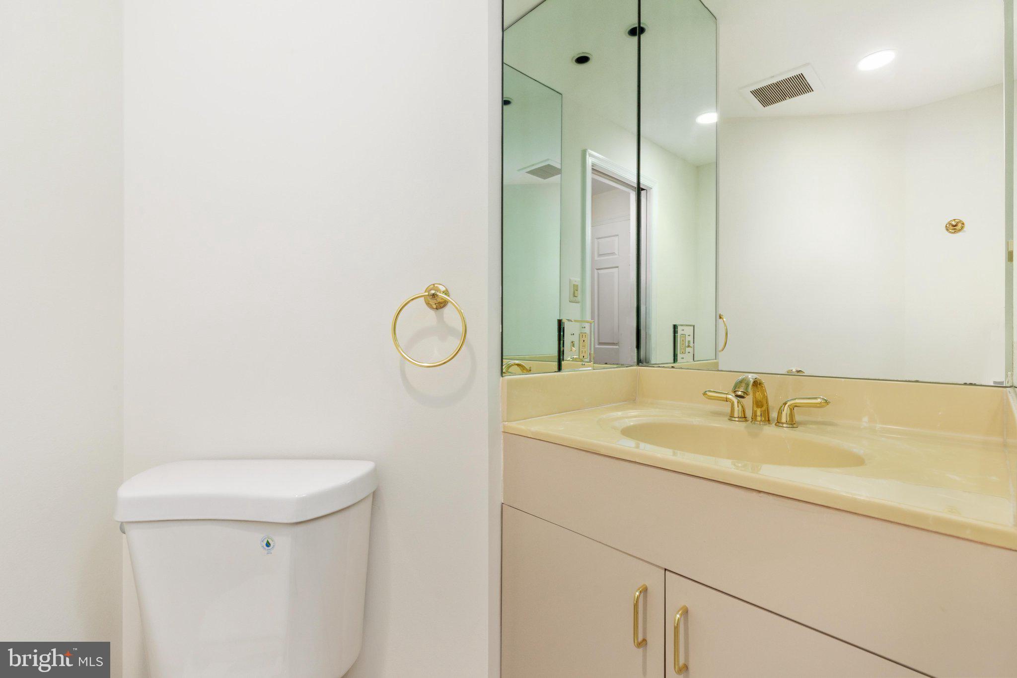 11980 Sentinel Point Court Reston, VA 20191 - Photo 26 of 70 Half Bath | Lower Level