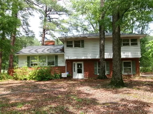 $179,900 | 704 Mcneill Drive, Laurinburg, NC 28352