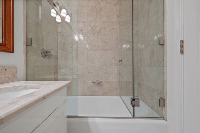 $3,500,000 | 2 Avery Street, Unit 19E, Boston, MA 02111