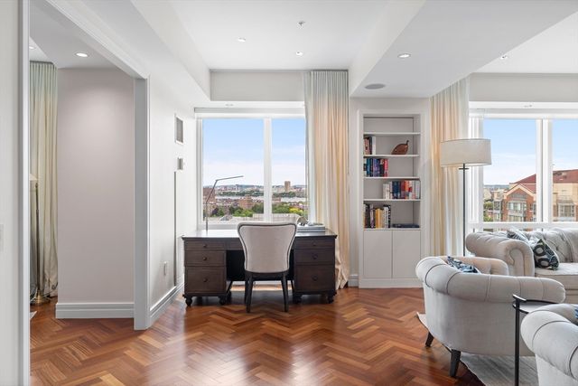 $3,500,000 | 2 Avery Street, Unit 19E, Boston, MA 02111