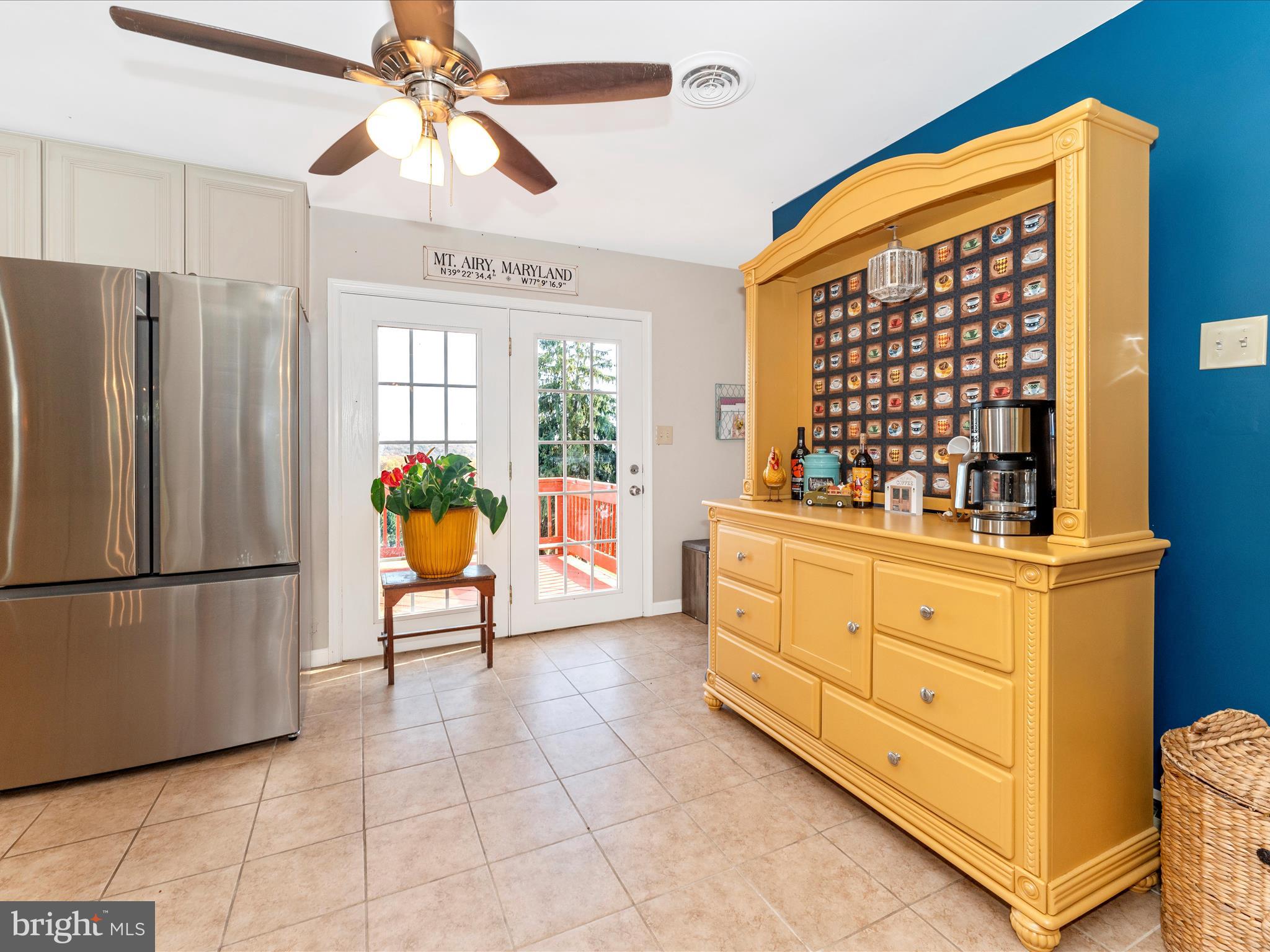 4249 Buffalo Road Mount Airy, MD 21771 - Photo 17 of 57 Kitchen