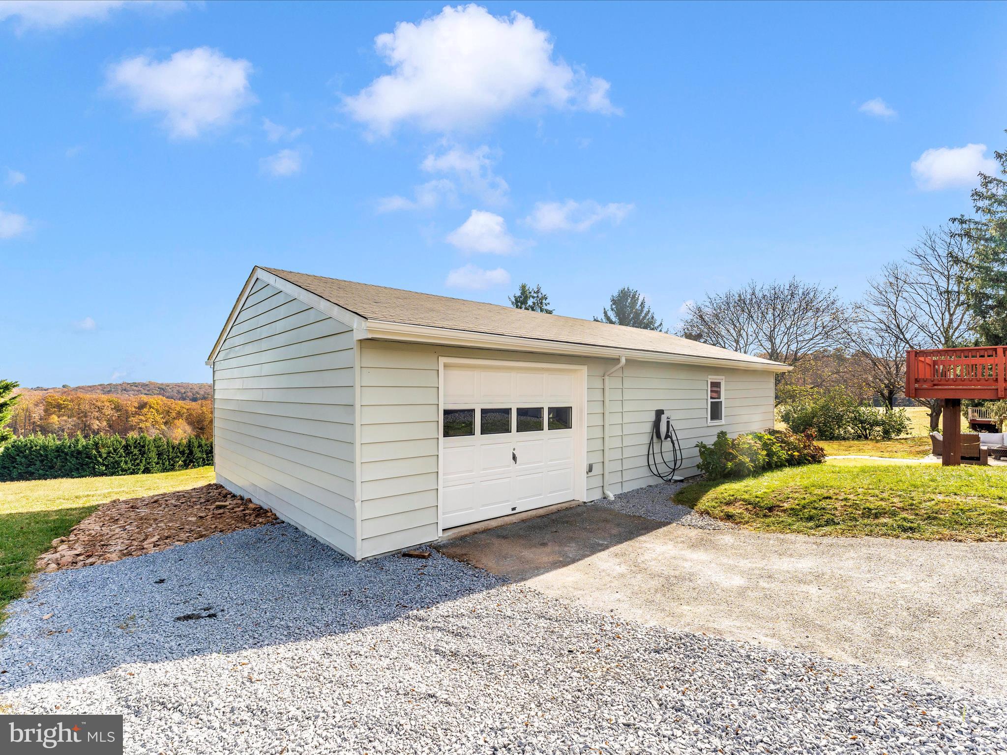 4249 Buffalo Road Mount Airy, MD 21771 - Photo 50 of 57 Garage